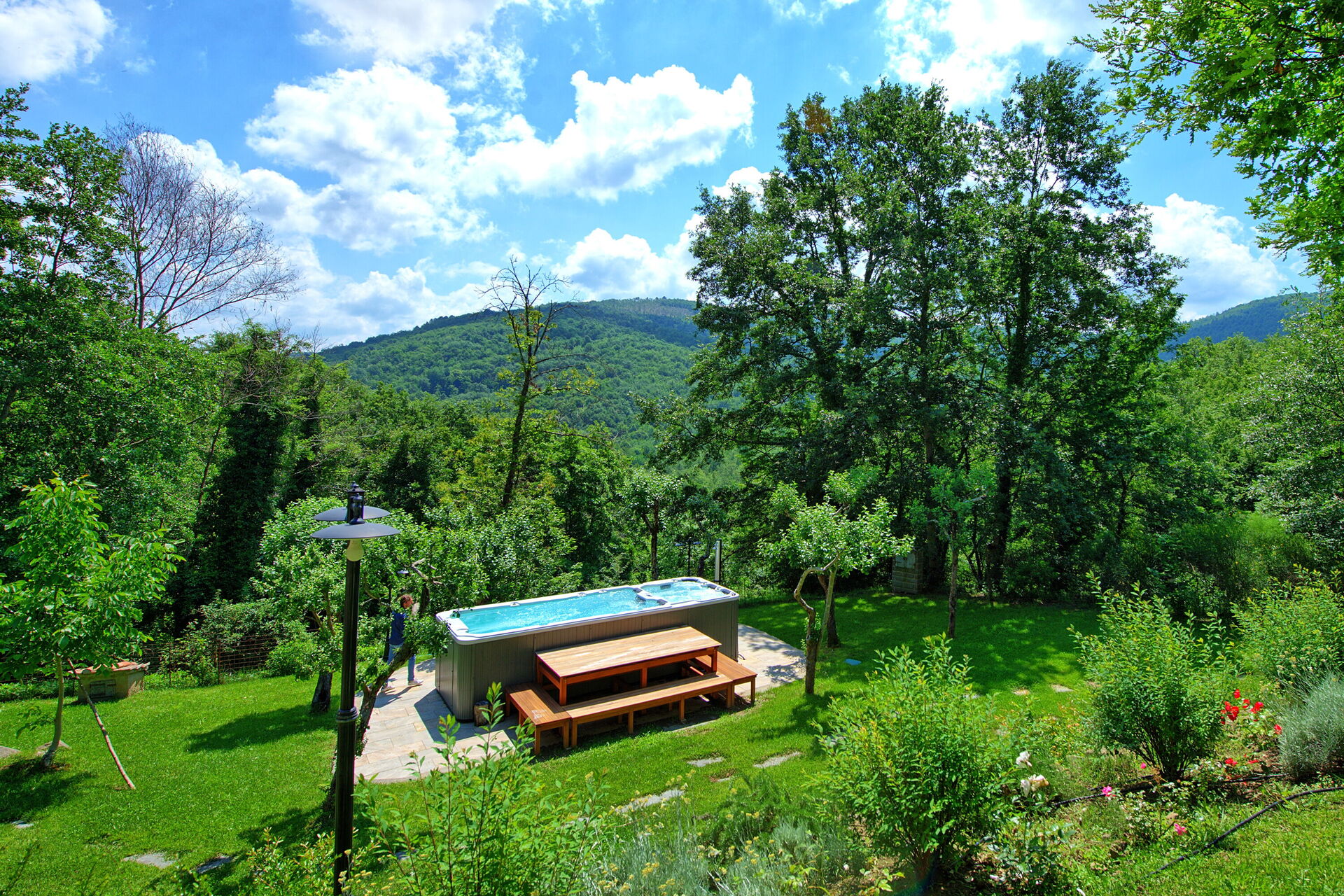 piscina riscaldata cortona